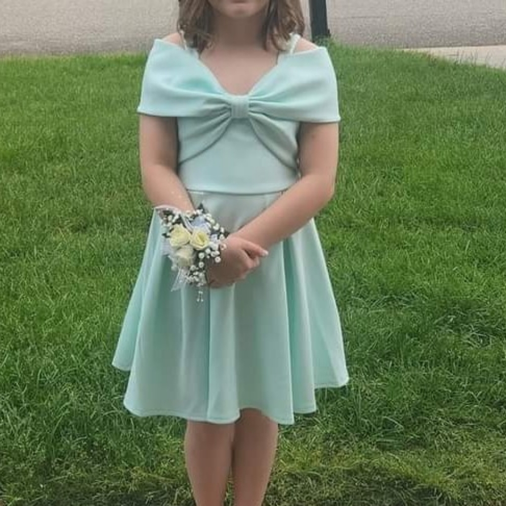 Girls size 10 formal dress
